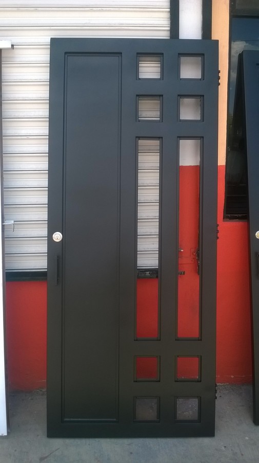 Puerta contemporanea con diseño minimalista
