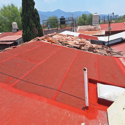 Casa habitacional, sistema prefabricado color terracota