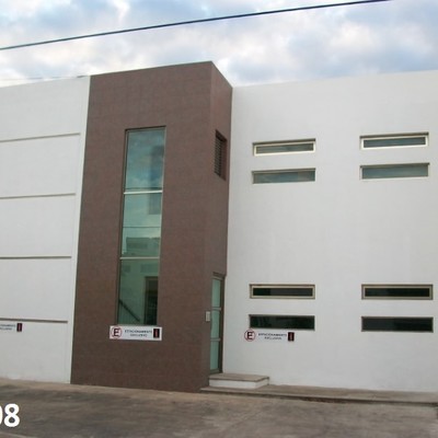 EDIFICIO DE OFICINAS EN CANCUN