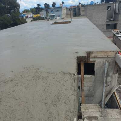 Colado de loza maciza