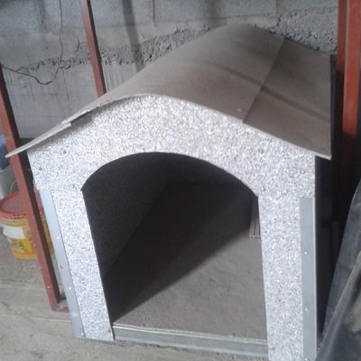 Casa ecológica para mascotas