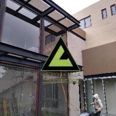 Pérgola Fina Estructura Pesada