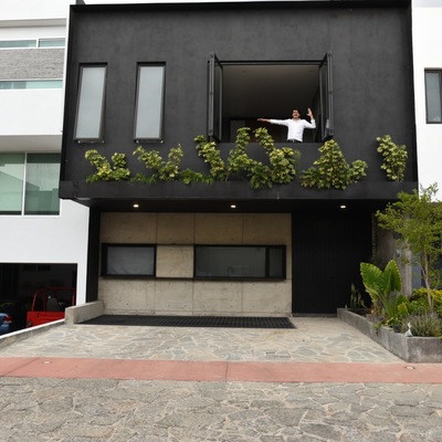 Fachada de casa en coto