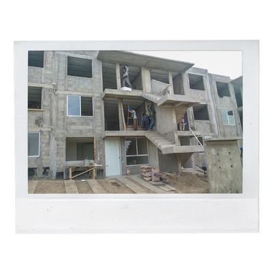 Construcción de Vivienda Multi-Familiar Vertical