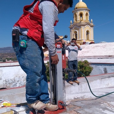CORAZONES DE CONCRETO Y MAMPOSTERIA