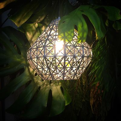 Lámapara de inyección de plastico