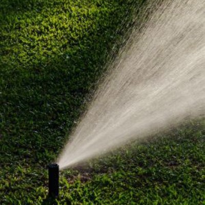 Sistema de riego residencial