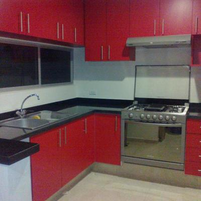 cocina integral roja