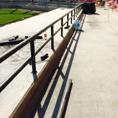 Barandal en estadio de deisbol diablos rojos