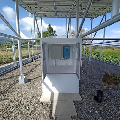 El inversor y control de la bomba