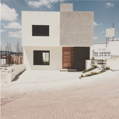 Fachada casa aureliana