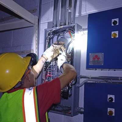 Instalación de tableros eléctricos