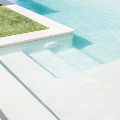 Recubrimiento el mosaico vítreo y porcelánico