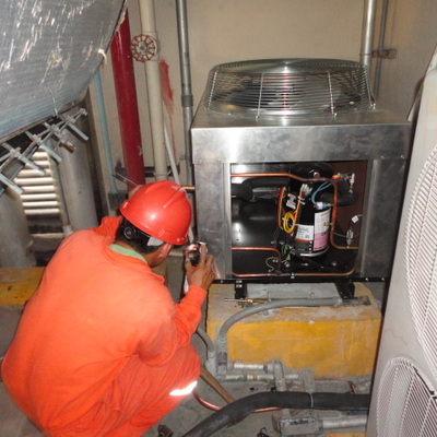 NSTALACION DE CLIIMA DE PAQUETE 25 TON.