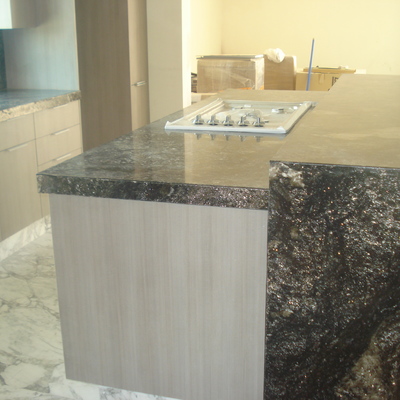 cocina en granito natural