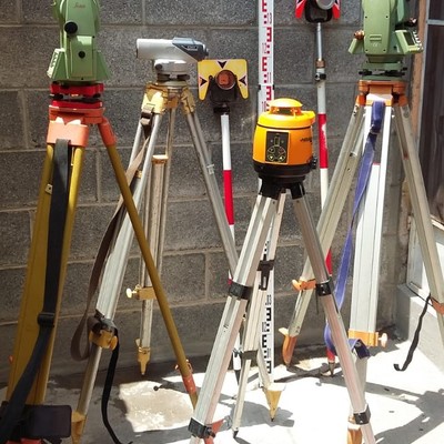 Equipo topográfico