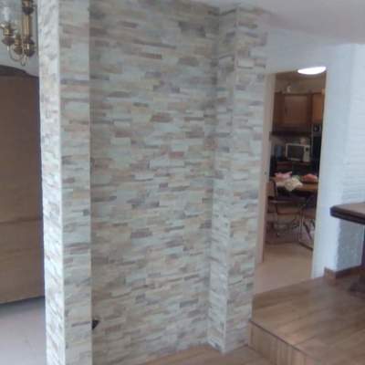 Acabado muro con loseta