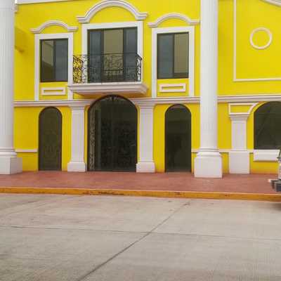 fachada de exteriores