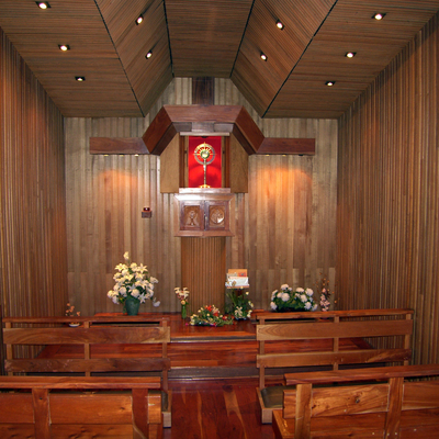 iluminacion de la capilla del santisimo parroquia anunciacion