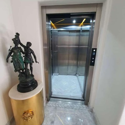 Elevador Cabina Cerrada Comercial y/o Residencial