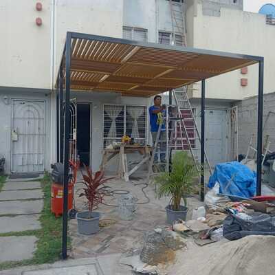 Pérgola en patio