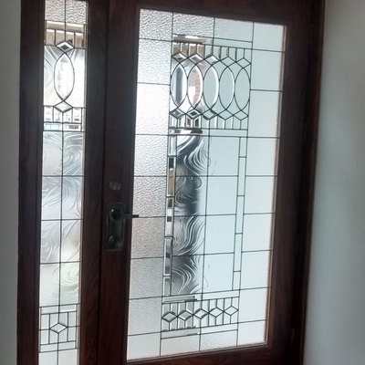 Puerta con vitral