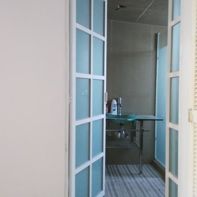 puerta cuadros cristal esmerilado