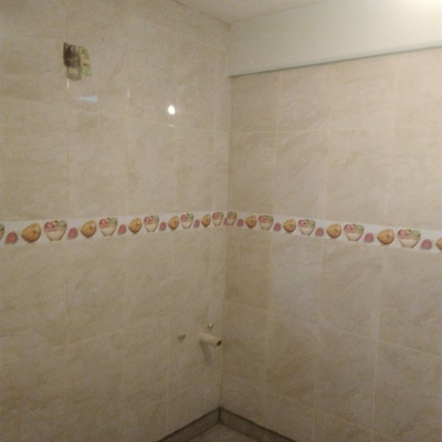 Colocación de azulejo en los heroes sección Flores