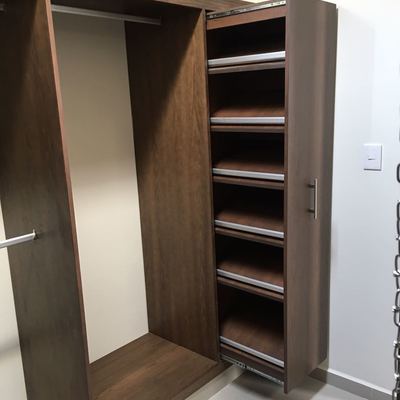 CLOSETS