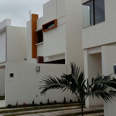 FACHADAS CASAS MODELO M2, M3