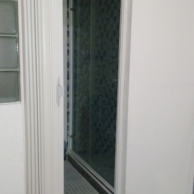 Cancel de baño