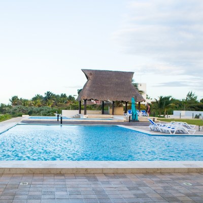 Alberca y área social