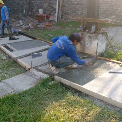 SENDERO DE BLOQUES DE GRANZON DESLAVADO