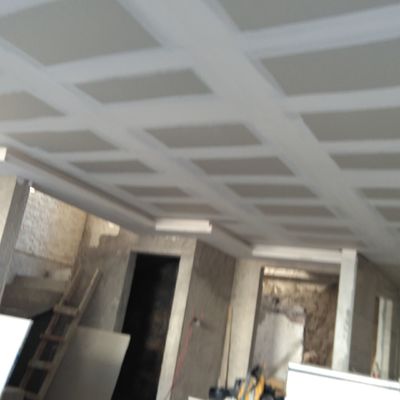 Plafón liso