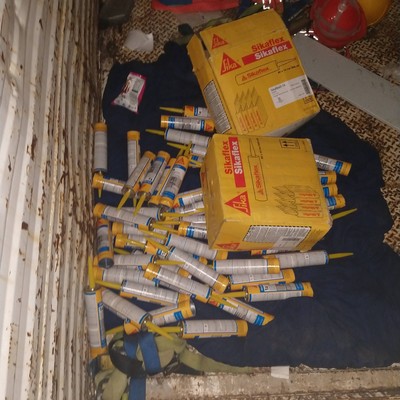 Materiales de sellado marca Sikaflex