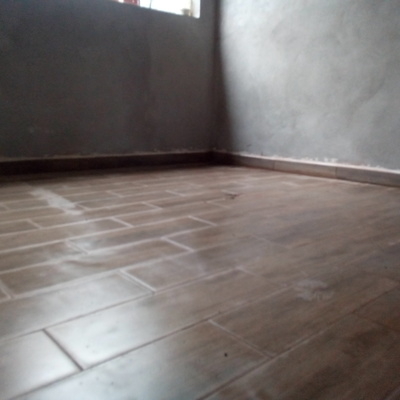 Piso de cerámica tipo teja