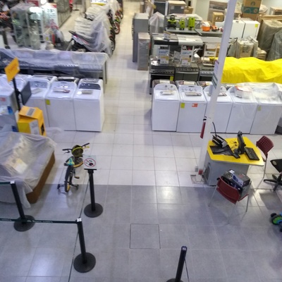 Instalación de loseta en piso Elektra