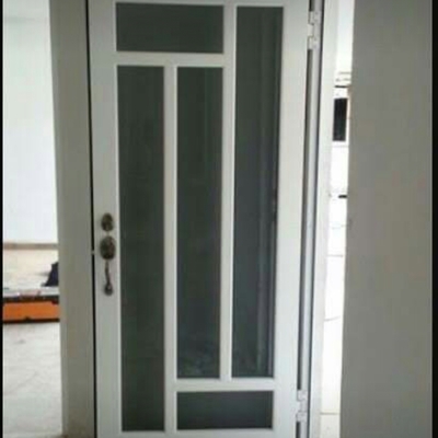 Puerta tipo recidencial