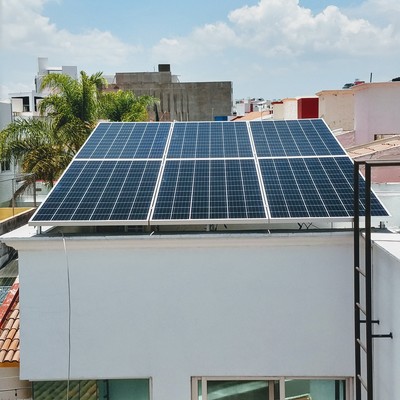 Sistema fotovoltaico de 2.4Kwp