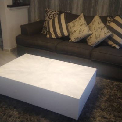 Mesa minimalista Blanco al Alto brillo