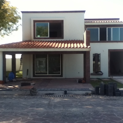 CONSTRUCCION DE VIVIENDA