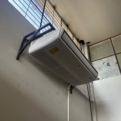 Equipo de aire acondicionado piso-techo