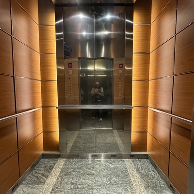 Decoracion de cabina de elevador