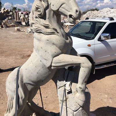 Caballo labrado a Mano