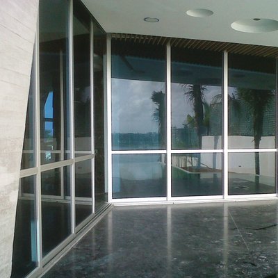 Fachada casa puerto Cancún