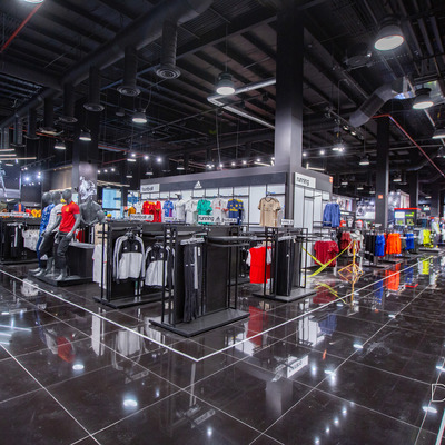 ÁREA DE VENTA COMERCIAL