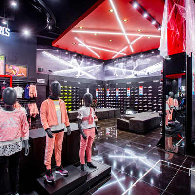 TIENDA DE DEPORTES