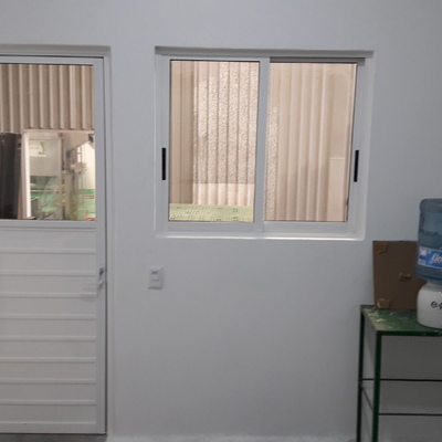CORREDIZO  3" & PUERTA