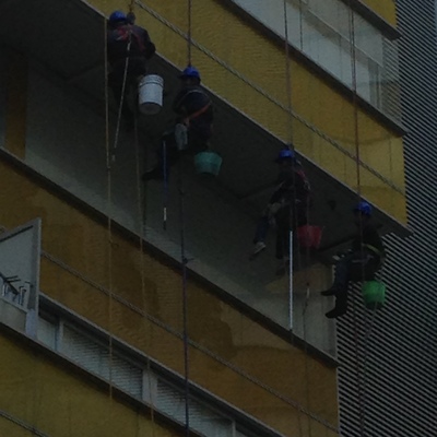 lavado de cristales exteriores en sants fe