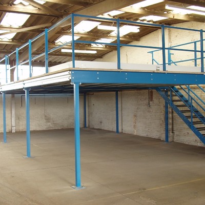 Mezzanine Bodega industrial